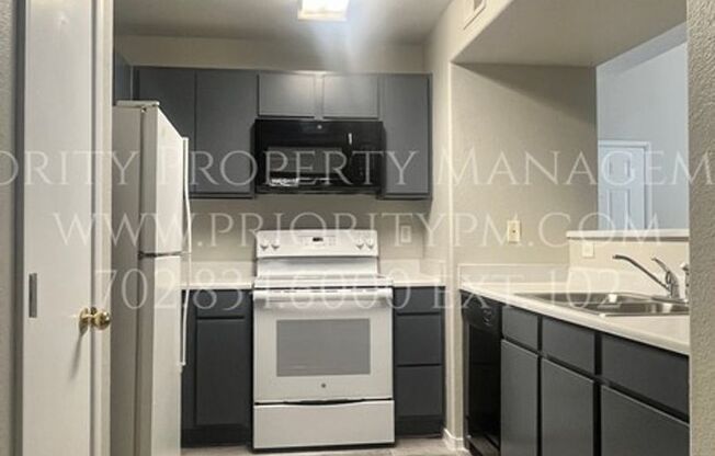 2 beds, 2 baths, $1,325