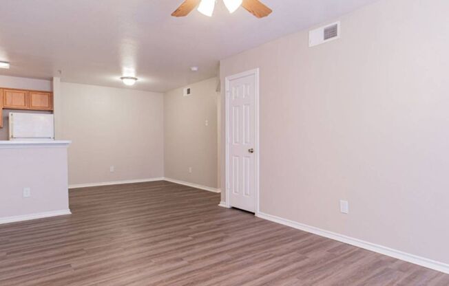 Spacious 2 Bedroom Luxury Apartment in Midlothian, TX - NEWLY RENOVATED