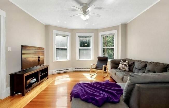 57 ACKERS AVE
