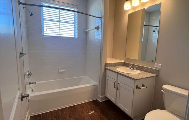 2 beds, 2 baths, 1,263 sqft, $3,282, Unit 0122