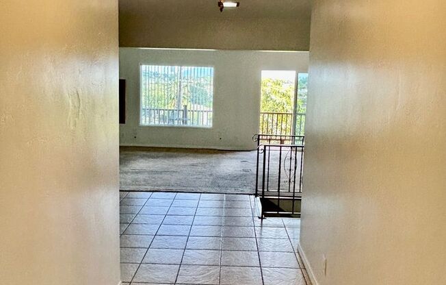 4 Bedroom 3 bath Home In Rolando Village