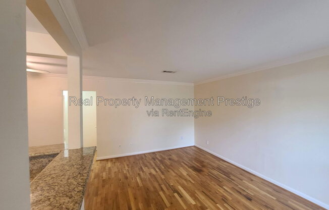 1 bed, 1 bath, 550 sqft, $1,195, Unit 10