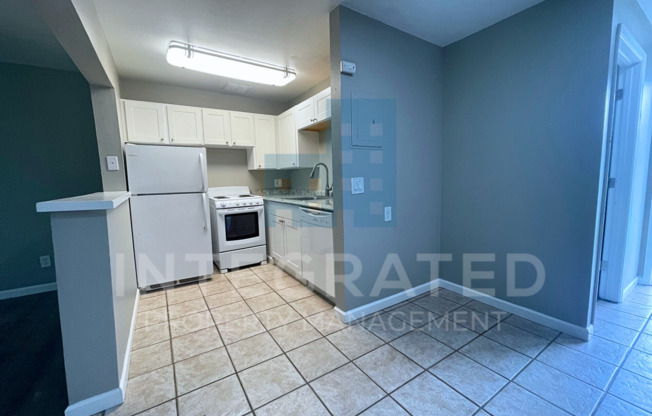 2 beds, 1 bath, 750 sqft, $1,900, Unit Unit #37