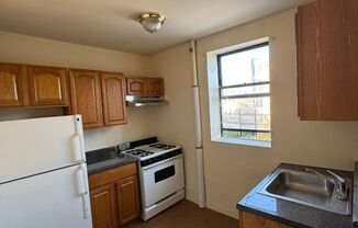 1 bed, 1 bath, 484 sqft, $2,465, Unit 5B