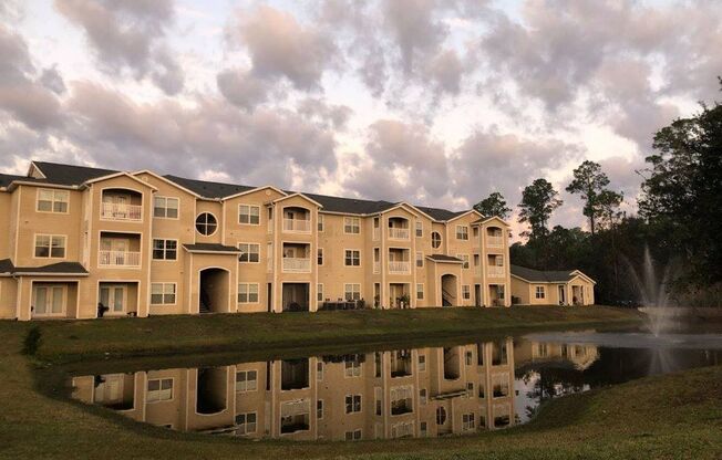 2 beds, 2 baths, 1,168 sqft, $1,600, Unit 1107