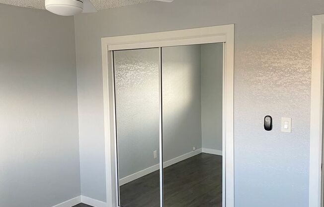 Stunning 2BD x 1 BA centrally located in Norwalk! Just seconds away from the Norwalk Entertainment Center, Civic Center and Norwalk Library & minutes away from Norwalk Town Square!!! 1/2 off the first month's rent!!!!