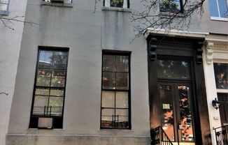 912 Saint Paul St.