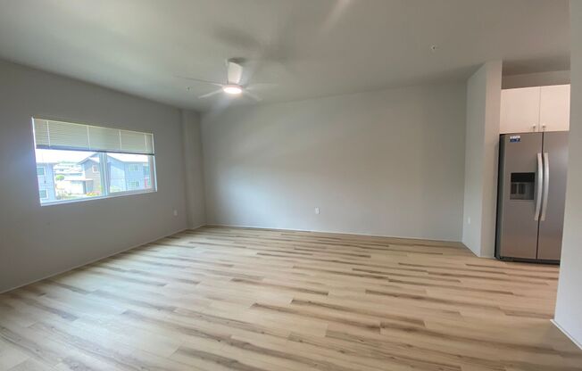 Brand New Flexible Live/Work Townhouse 3 Bed 3.5 Bath in Alana at Hoopili!