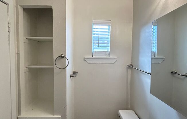1 bed, 1 bath, $750, Unit SC512