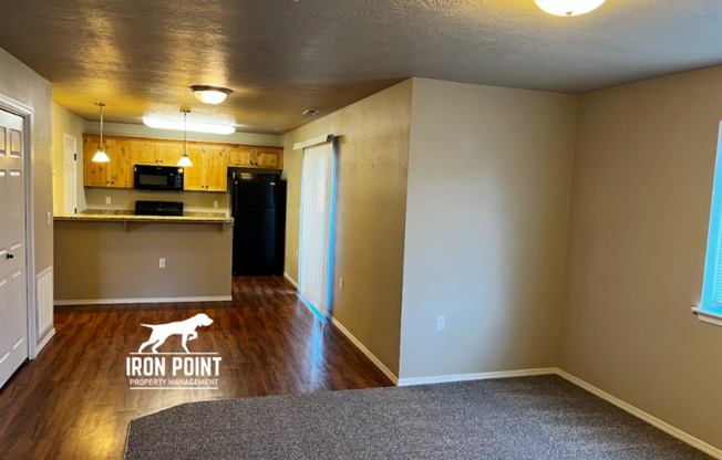 2 beds, 2 baths, 1,000 sqft, $1,450, Unit 202