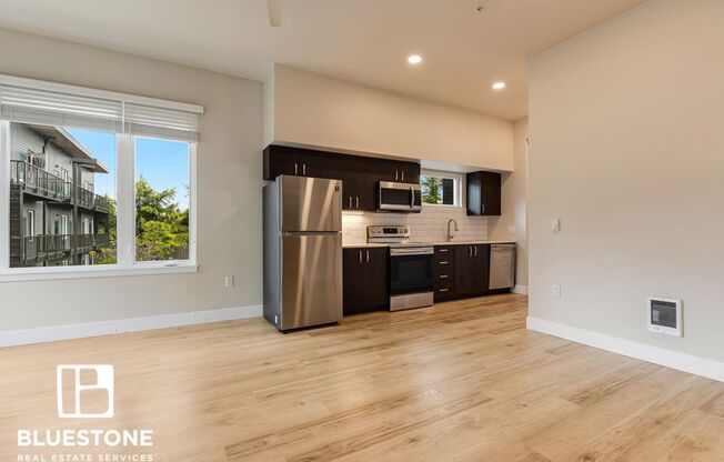 2 beds, 1 bath, 845 sqft, $1,550, Unit E222