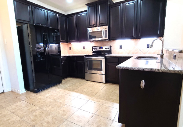 3080 PEYTON BRK DR