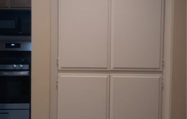1441 Brett Pl