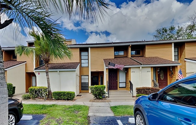 2956 CLUBVIEW DR