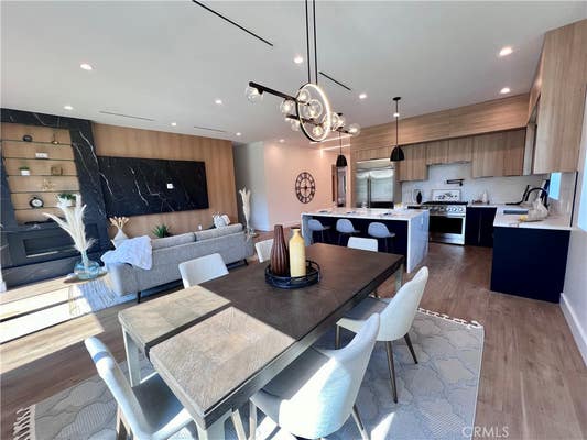 6829 YOLANDA AVE