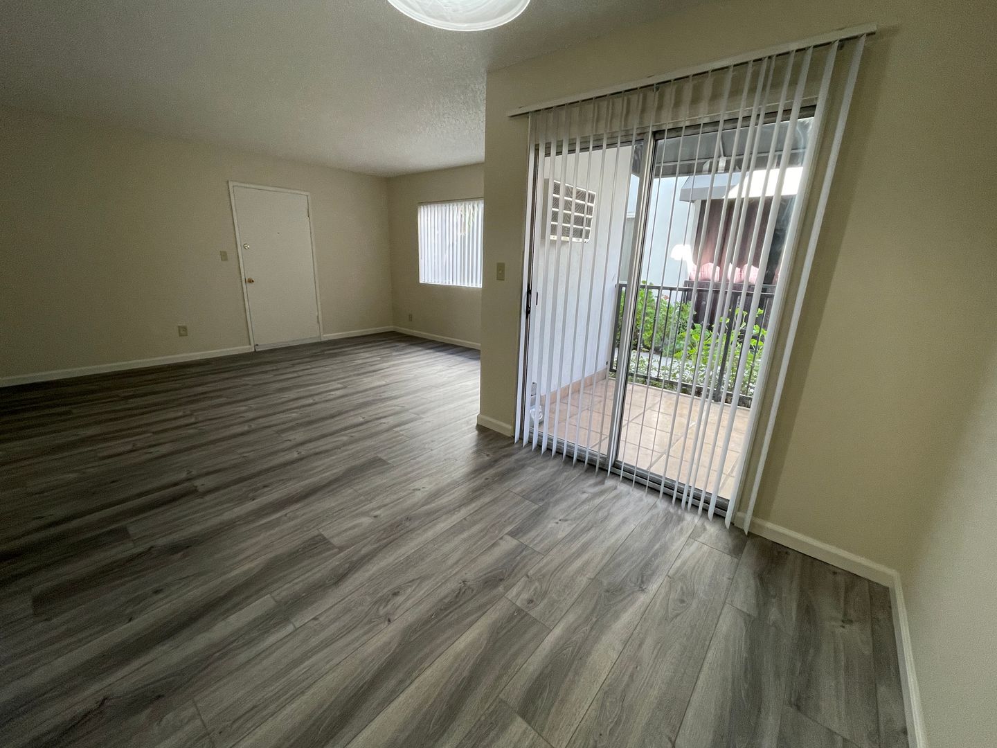 631 E. Orange Grove Ave. Burbank CA