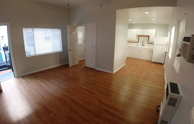 Studio, 1 bath, 423 sqft, $1,695, Unit 08