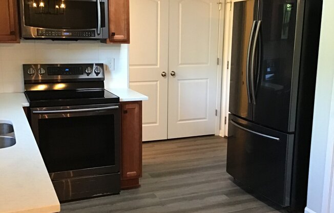 399 RANDOLPH DR