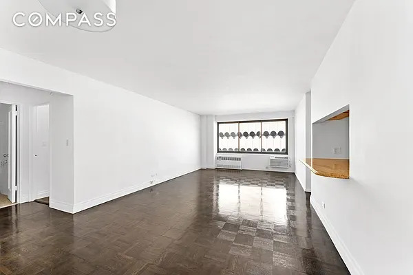 175 W 12 ST