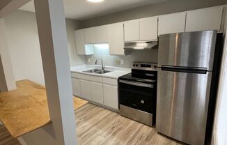1 bed, 1 bath, 576 sqft, $995, Unit 2906 Sugarwood Pl Apt D