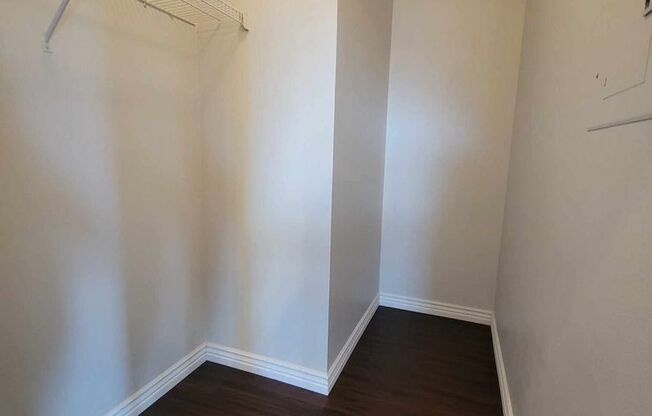 1 bed, 1 bath, 765 sqft, $1,299