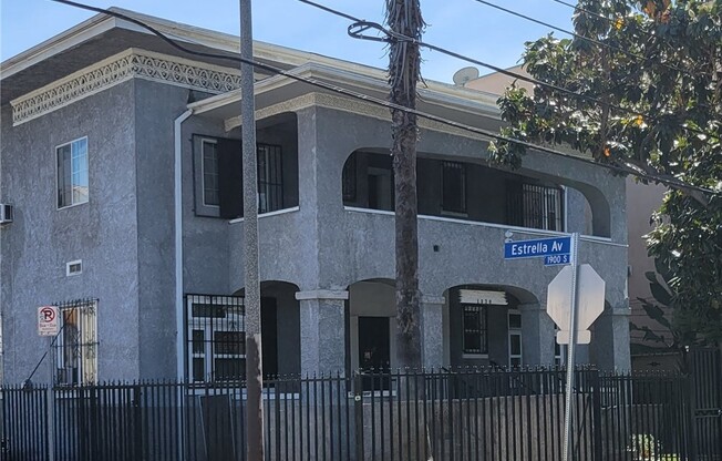1938 BONSALLO AVE
