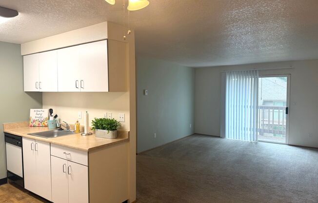 2 beds, 2 baths, 900 sqft, $1,799, Unit 7891