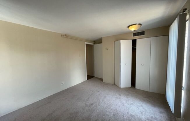 2 beds, 2 baths, 850 sqft, $1,895, Unit 301