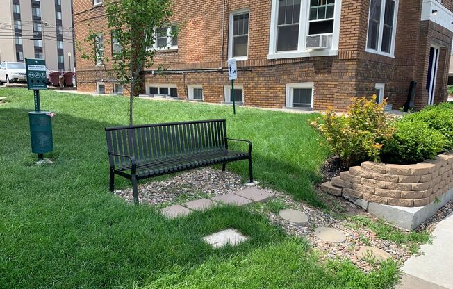 2 beds, 2 baths, 850 sqft, $1,050, Unit 1729 K Street - 4