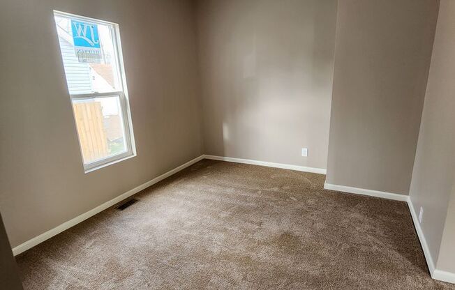 3 beds, 1 bath, $1,699