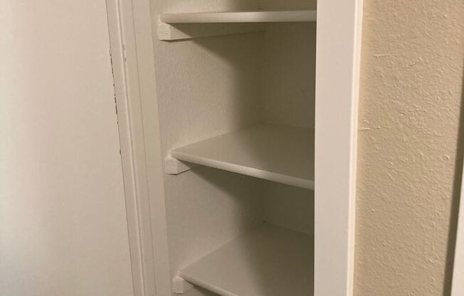 2 beds, 2 baths, 900 sqft, $1,750, Unit 224