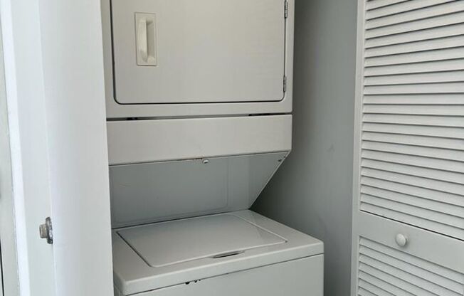 Studio, 1 bath, 800 sqft, $2,800, Unit Unit 406