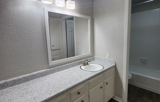 2 beds, 2 baths, 931 sqft, $1,037, Unit 03-0305