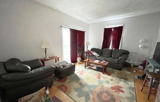 No Fee, Fantastic Apt for NEU students!  Laundry in Building.  Spacious, Sunny, Youtube Video attached