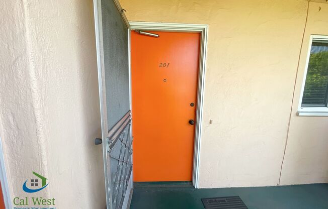 $ 1895 - Updated 1 Bed, 1 Bath Upstairs Apartment near Japan Town/Secured access!