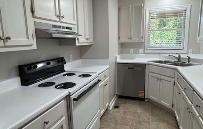 2 beds, 2 baths, $1,185