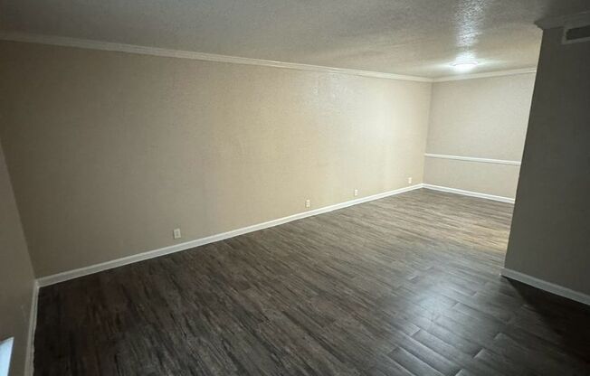 1 bed, 1 bath, 610 sqft, $1,300, Unit 252