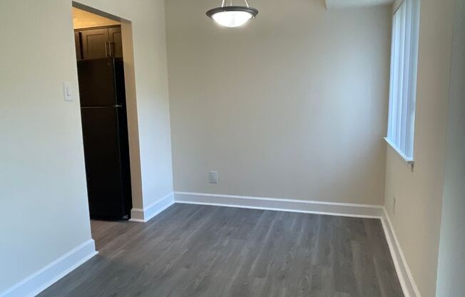 2 beds, 2 baths, 1,000 sqft, $1,990, Unit 14207 #103