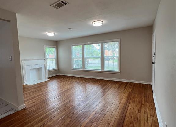 3139 W 4 ST