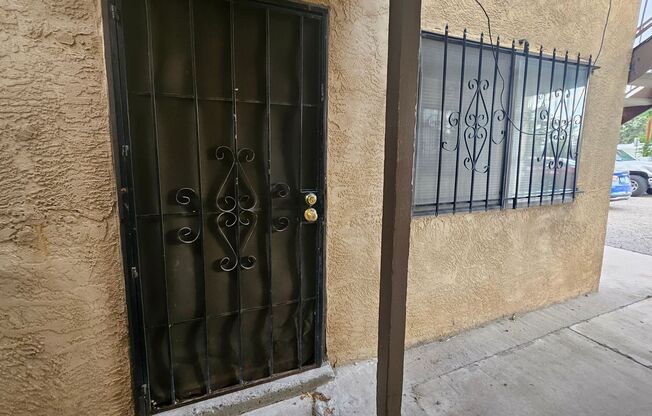 Alvarado Drive NE-1912