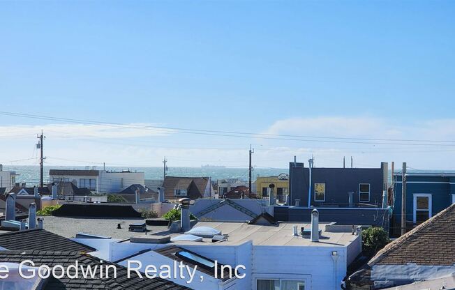 1323-1329 46th Avenue