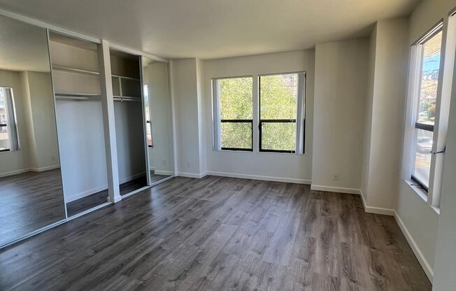 3 beds, 2 baths, 1,300 sqft, $3,395, Unit 14