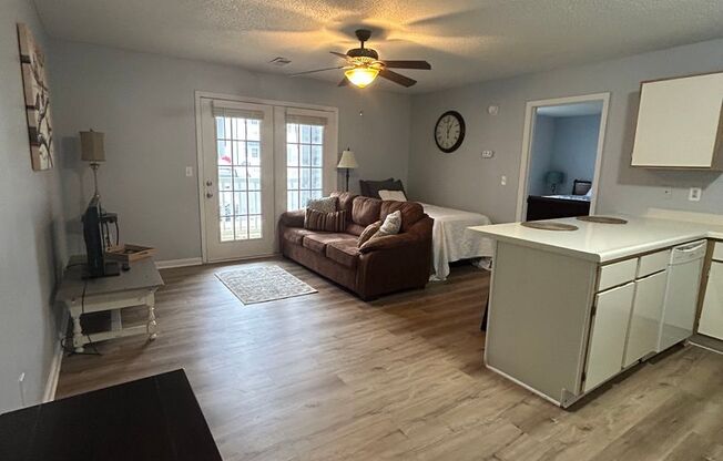 1 bed, 1 bath, 600 sqft, $1,425, Unit 1901 3A
