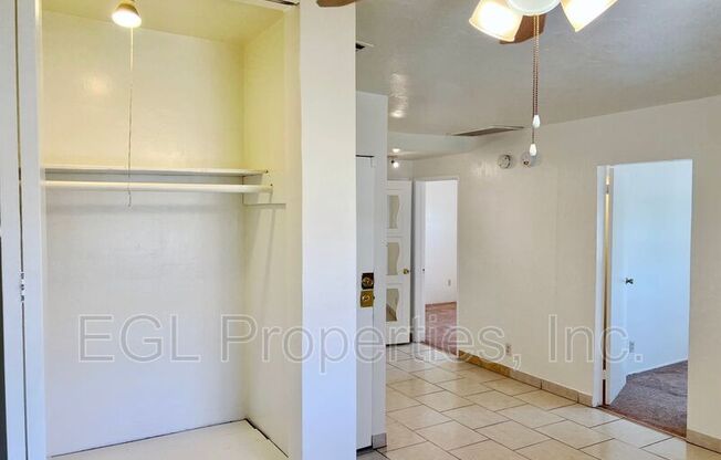 1011 WESTERN AVE