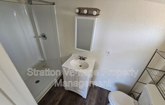 231 E CENTRAL AVE
