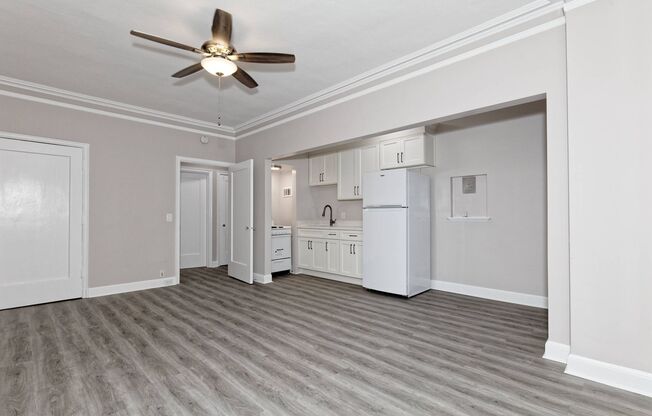 Studio, 1 bath, 250 sqft, $2,295, Unit 27