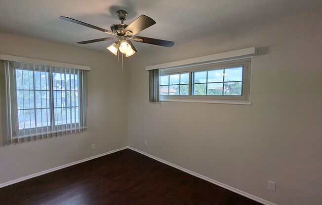 2 beds, 1 bath, $2,495, Unit 8820