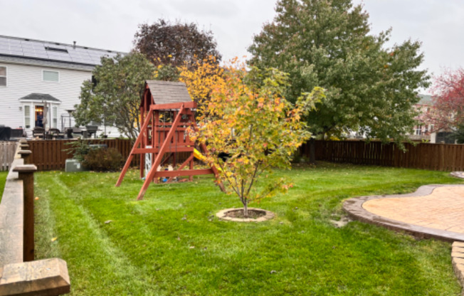 150 CHERRYWOOD LN