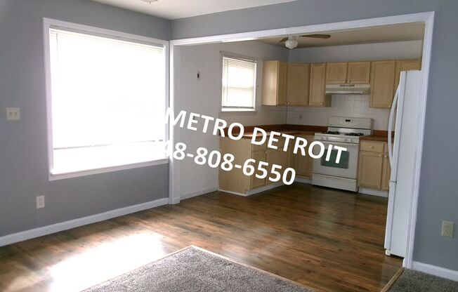 2 beds, 1 bath, $1,195, Unit (OM)