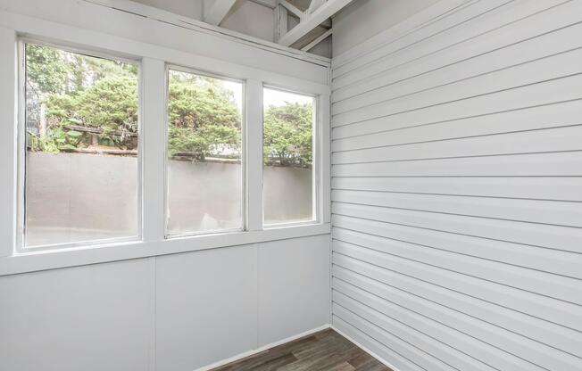 1 bed, 1 bath, 800 sqft, $1,250